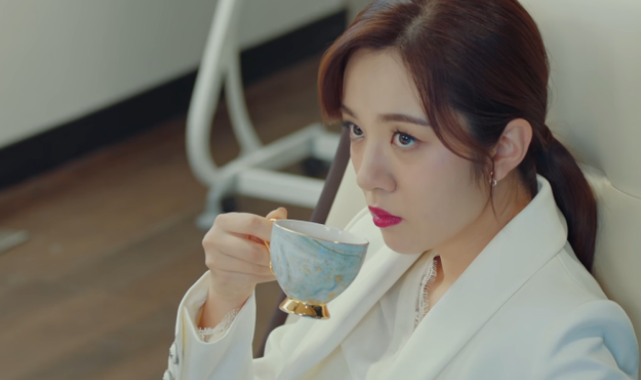 王晓晨|《东八区的先生们》中女主角王晓晨,人设和气质完全不同,并且呈现出了油腻的演技