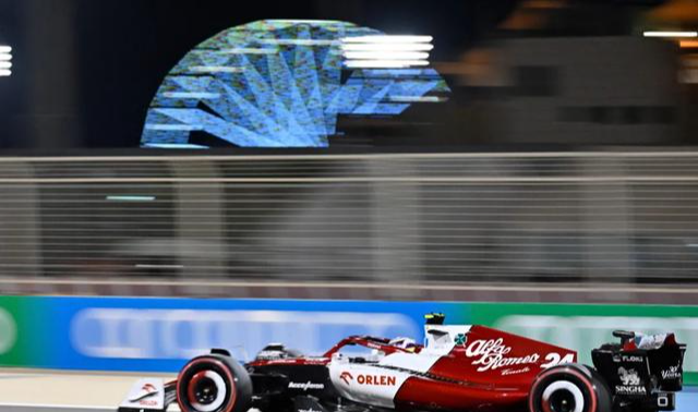 周冠宇|F1沙特站奔驰车队持续低迷！维斯塔潘难追勒克莱尔！周冠宇更稳定