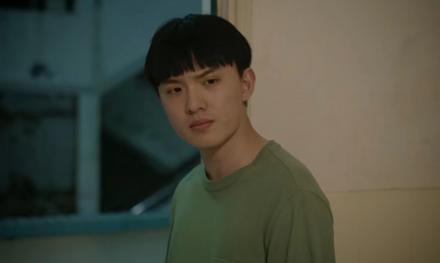 100道光芒|《大考》:为什么说5个家庭的5个学生,只有吴家俊是赢家?