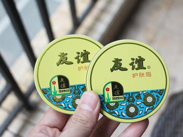 护肤品 暴露年龄的时候到了，这些“古董”级的老牌护肤品，你用过几个？