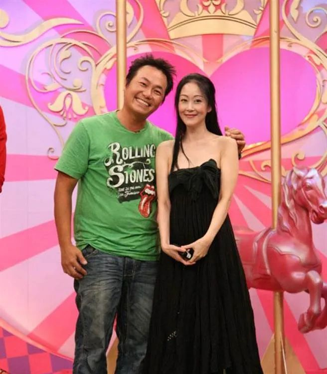 江国宾|欢欢的抛物线人生