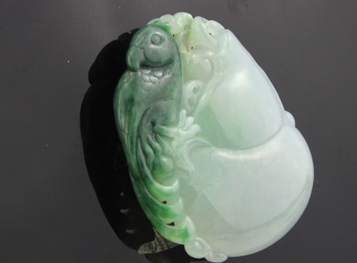 翡翠|看过这篇文章之后，再加上你的理解，可以说出翡翠的价值吗？