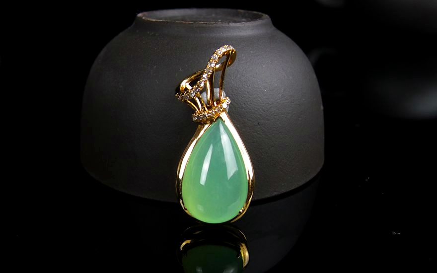 紫檀|翡翠的产地很多，危地马拉的翡翠，为什么不受欢迎？