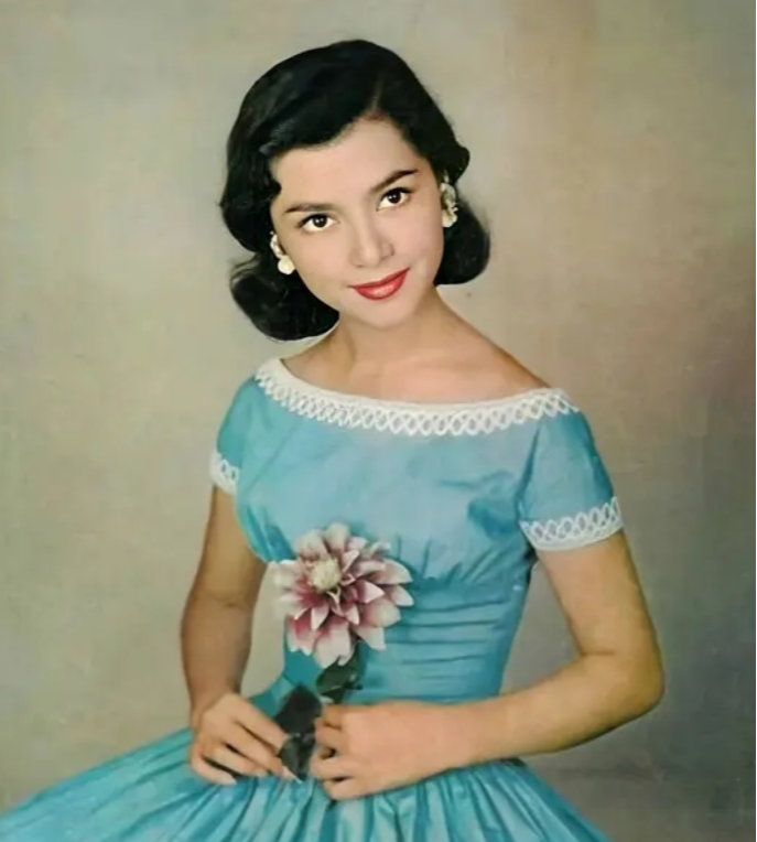 陈思思|“狠人”陈思思:做不了你的妻子,就做你的婶婶