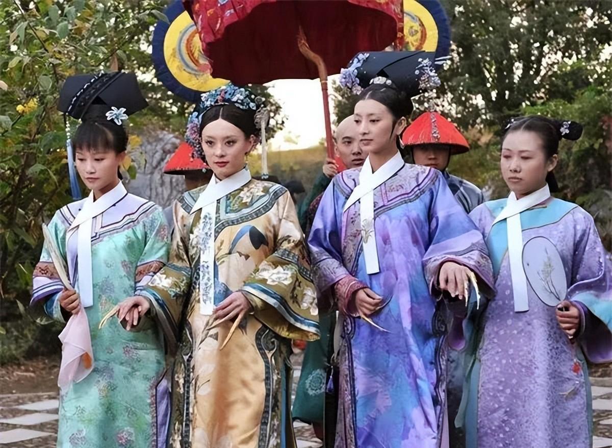 华妃|《甄嬛传》：甄嬛入住碎玉轩，根本不是什么偶然事件