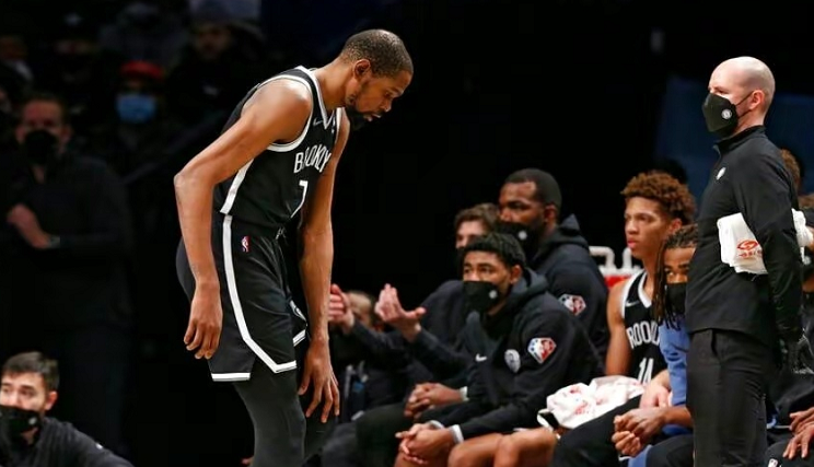 湖人队|NBA最新排名！太阳力压勇士领跑，篮网渔翁得利，湖人耻辱3连败