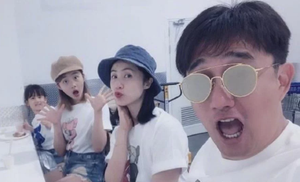 mv|黄磊带小女儿拍MV，9岁黄少艾颜值成焦点，不进娱乐圈可惜了