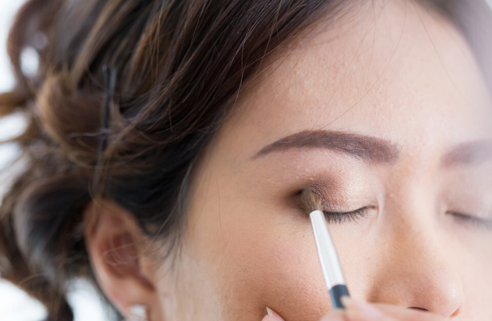 土豆 女人即使上了年纪，也要学会化淡妆，教你正确顺序，效果快又好看