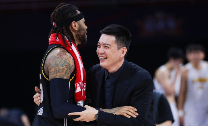 辽宁男篮|暖心！辽篮夺冠，史蒂芬森等人祝贺，莫兰德谈NBA+CBA双料冠军