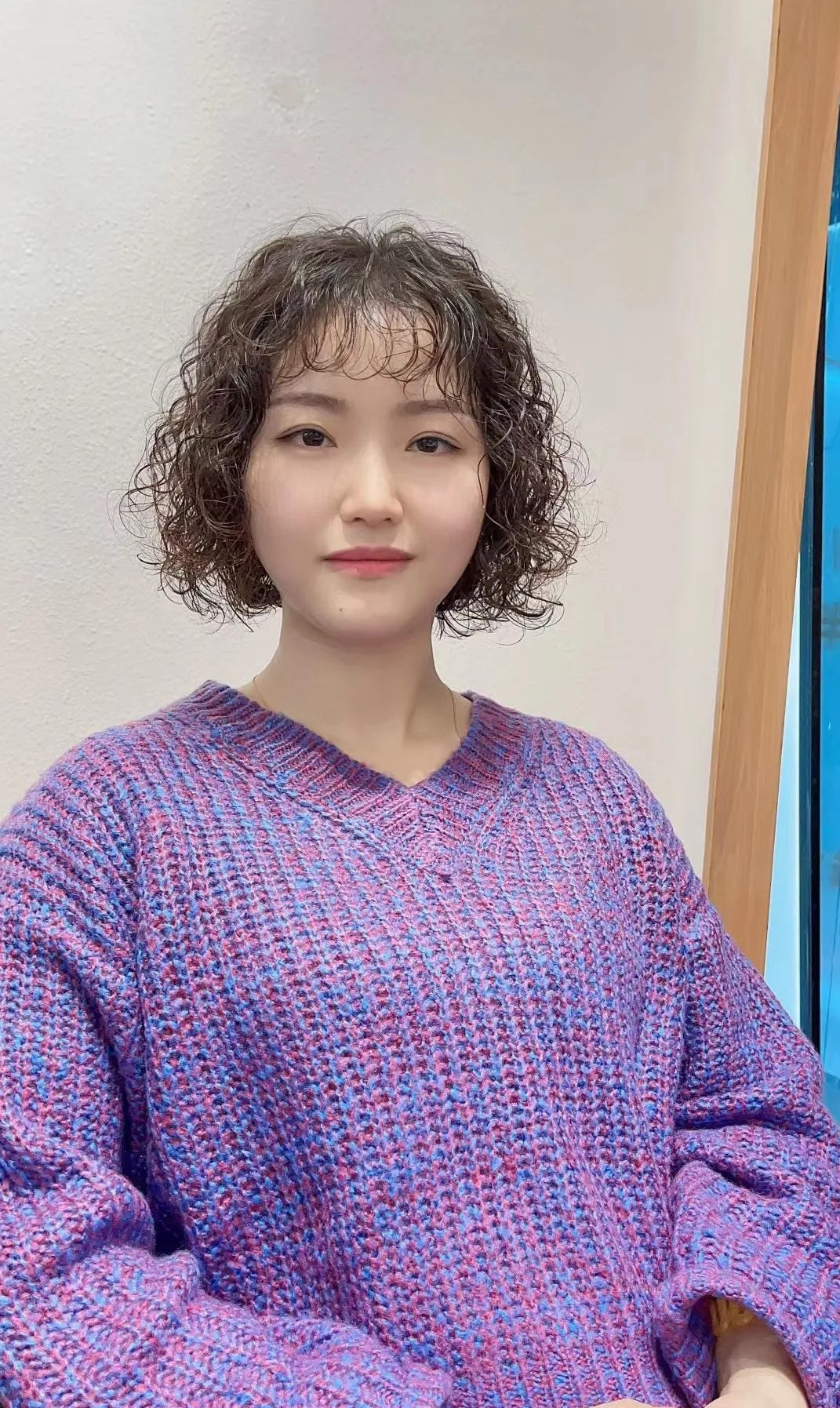 洗面奶 头发细软少,发型就选这3种,洋气蓬松又瘦脸