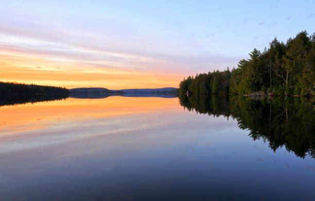 |我国的地下水资源主要分布在哪些地方?