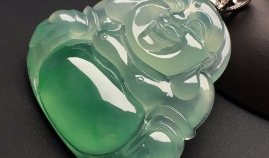 翡翠|要想选到合适自己的翡翠，其实很简单，学会这几点就够了