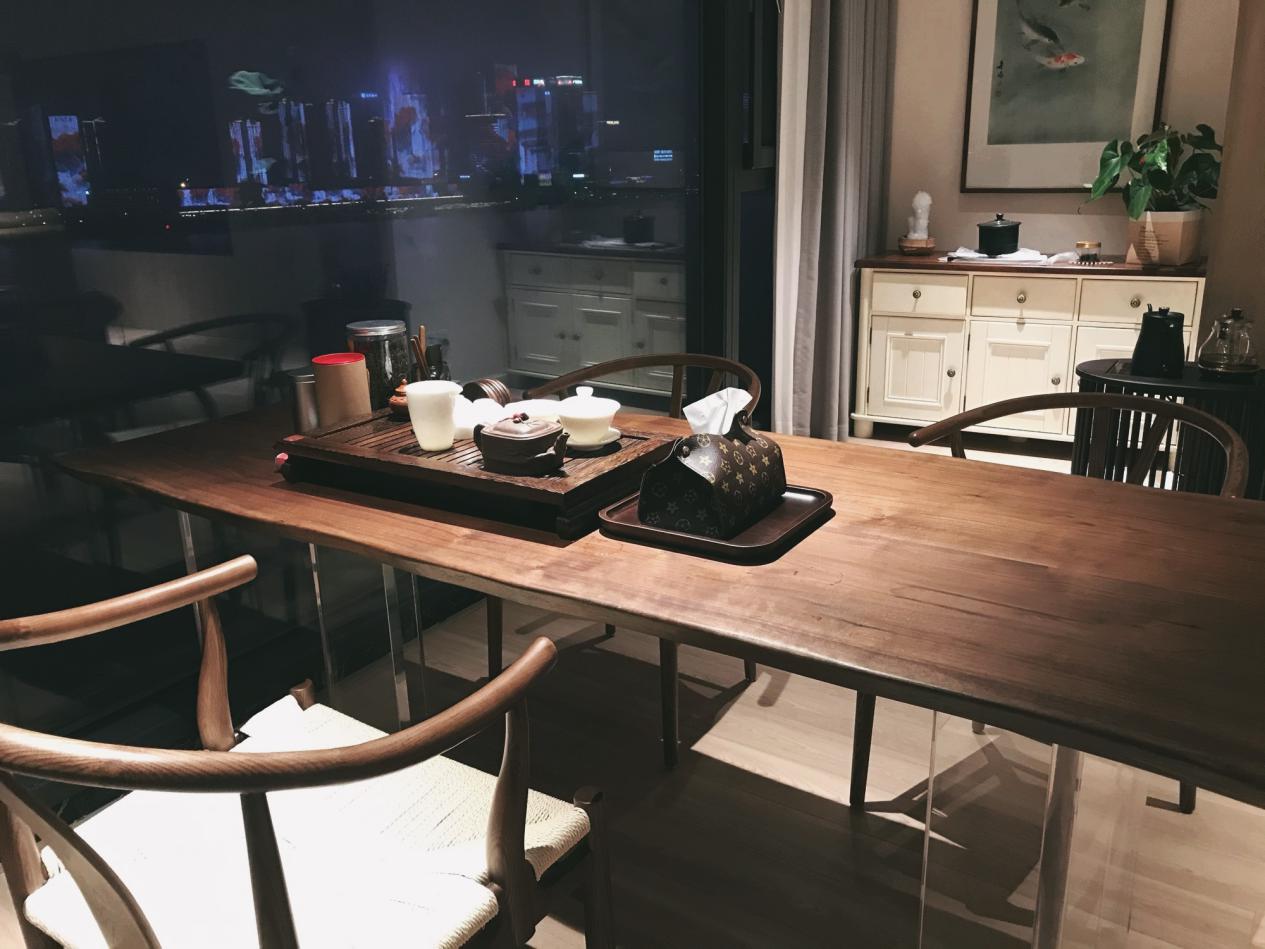 拒绝“笨重呆板”看到最后才觉得一直以来错怪了它-实木大板桌