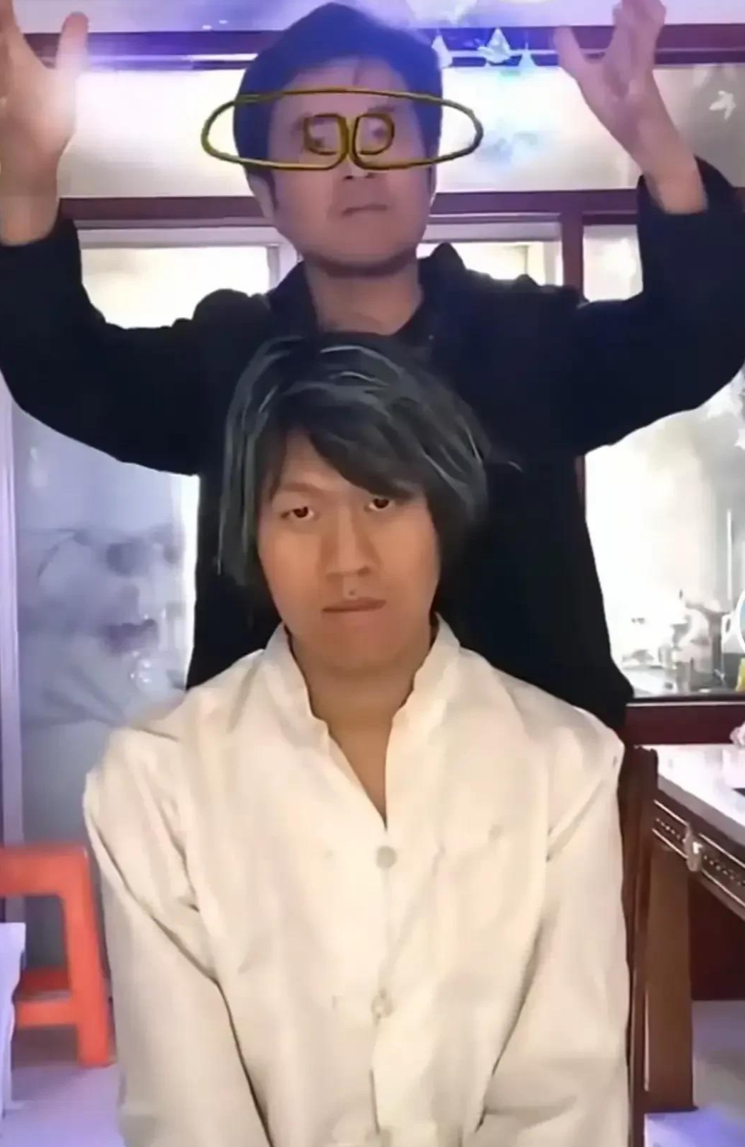 王澜|全国各地的“周星驰”泛滥成灾：有个形神俱备，有的像神经病！