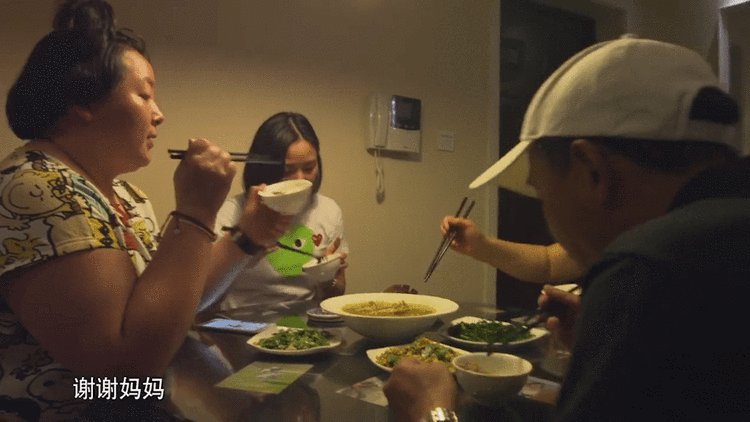 非诚勿扰|《非诚勿扰》在演戏？余燕和王佳的故事不能不知道！