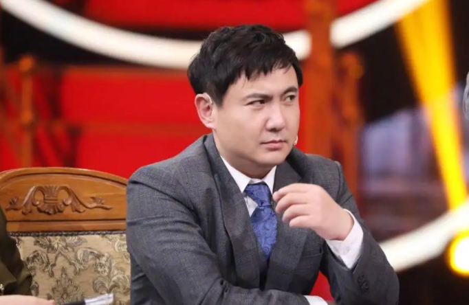 沈腾|沈腾成功减肥，颜值重回巅峰，网友：他的私教一节课上万