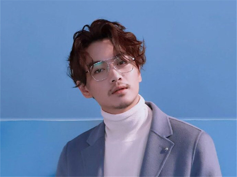 发型 学习这些和发型的搭配