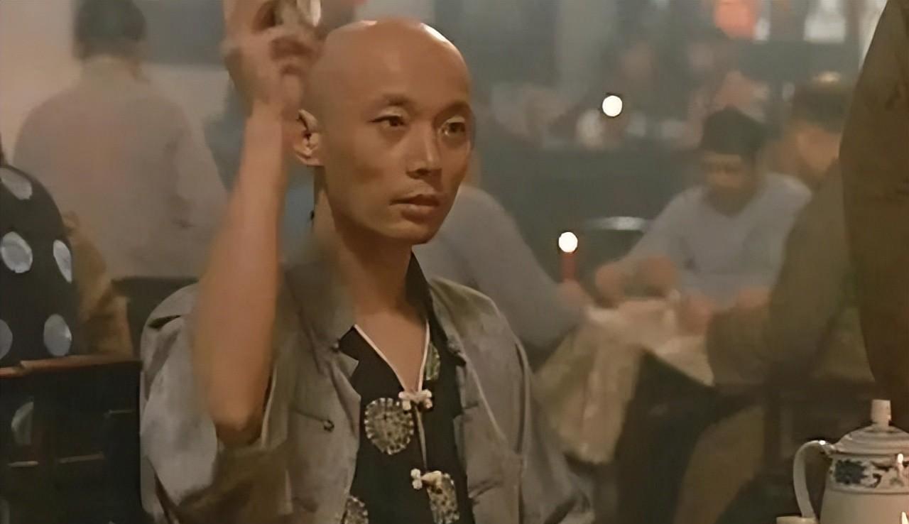 活着|《活着》：人是为了活着本身而活着，而不是为了活着之外的事物