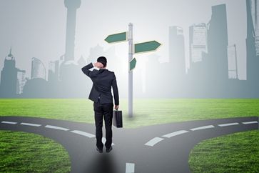 |领导安排你去外地出差，你会怎么办？