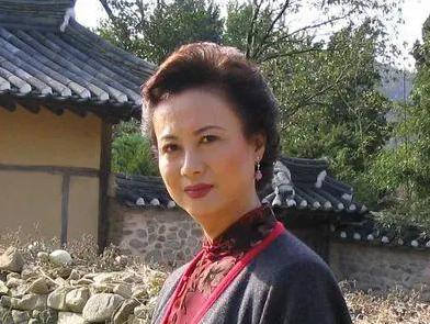 柏寒|“婆婆”柏寒去世，海清声称：寒青就是我的亲弟弟，会一直照顾他