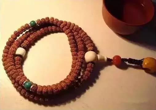 青金石|答应我,别把手里的串儿配成地摊货