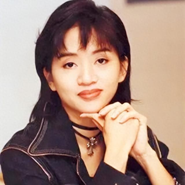 港独分子何韵诗，叫嚣让联合国理事会把中国除名，今下场大快人心