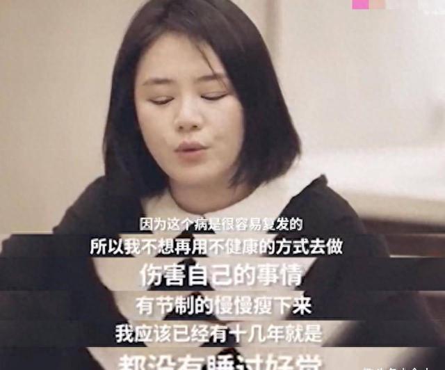 曾志伟拽的不是周冬雨的手，而是娱乐圈藏不住的丑陋，两人啥关系