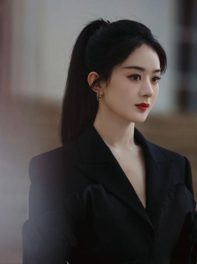 你适合什么“发型”，由“脸型”决定！尤其方脸，选错显老没气质