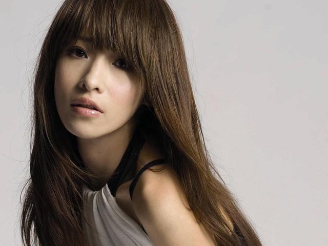 萧亚轩前男友黄皓疑似结婚萧亚轩直播显憔悴 - 娱乐资讯(主打网)