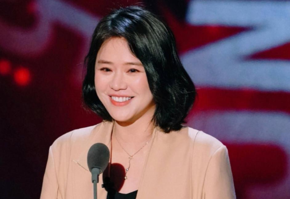 盘点娱乐圈那些“包装”出来的“完美女神”,真实身材一言难尽!