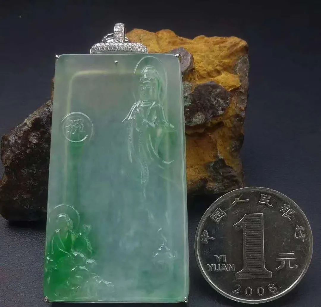 翡翠|翡翠的雕刻不会选？