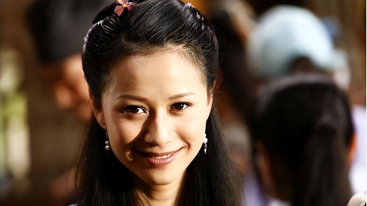 变性人、英年早婚、被列失信人员，真实的祝无双活得更累