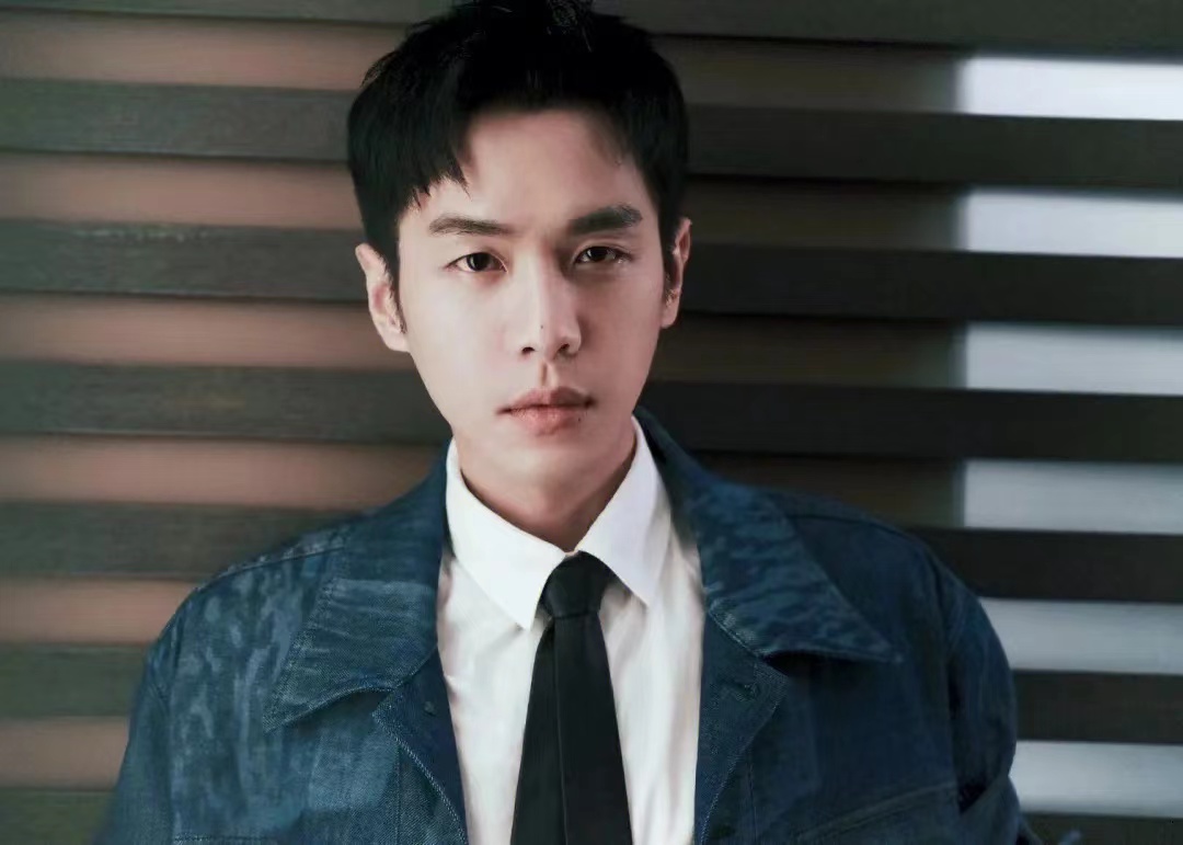 张若昀不忍了,深夜发文,和张建摊牌