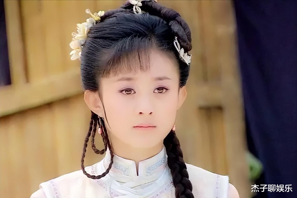 当24岁赵丽颖和25岁王艳站在一起,我才明白,什么是顶级骨相