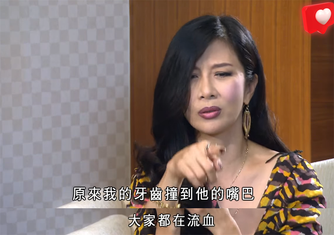 她,吻戏拍到嘴流血,用13个字回应和成龙的绯闻