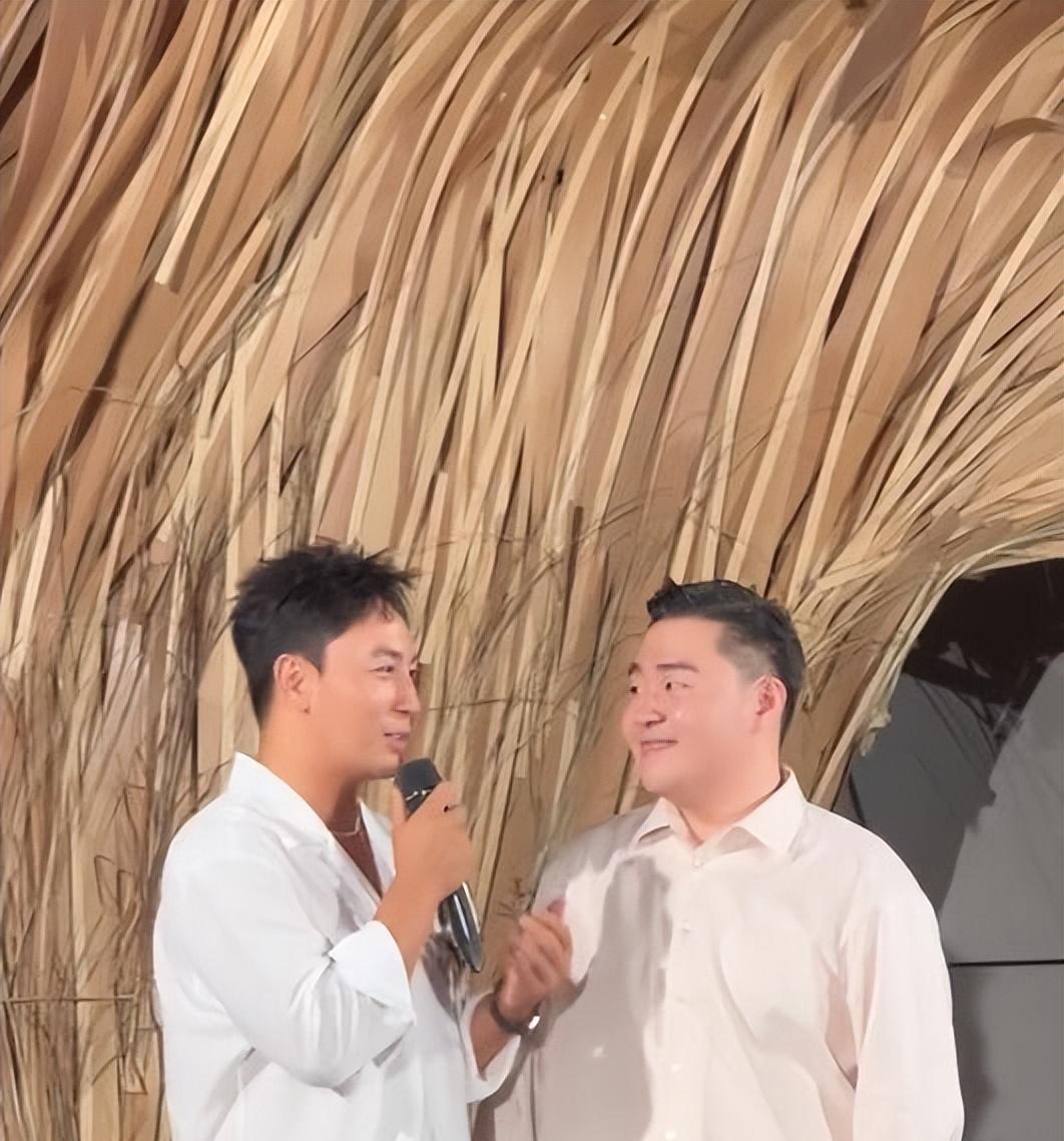 郝劭文|李立群晒郝劭文婚礼视频,现场布置太诡异,女方被质疑身高不到150cm