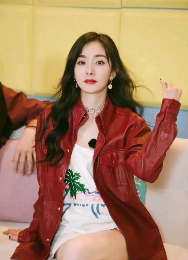 杨幂再退出1家与嘉行老板合开公司