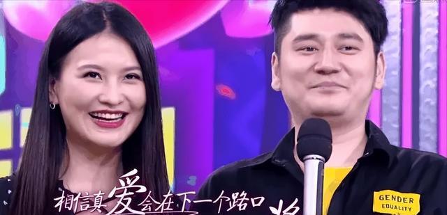 他是最没有主见的妈宝男，年轻时母亲不让谈恋爱，40岁了还没结婚