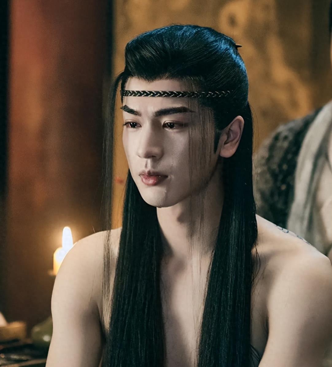 《云之羽》热播,都在夸陈都灵没偶像包袱,然而背后故事更感人