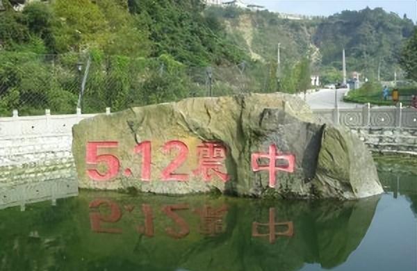 警察妈妈蒋晓娟:08年汶川地震中哺乳9个婴儿,现为公安局副政委