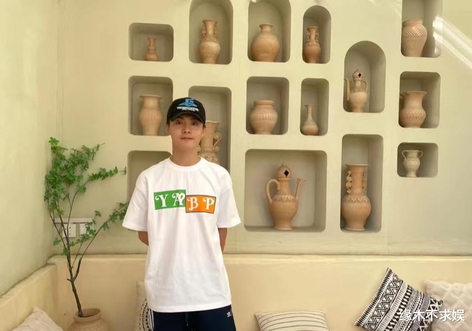 37岁马天宇美国被偶遇,头发毛躁、胡子邋遢,曾自曝想退出娱乐圈!