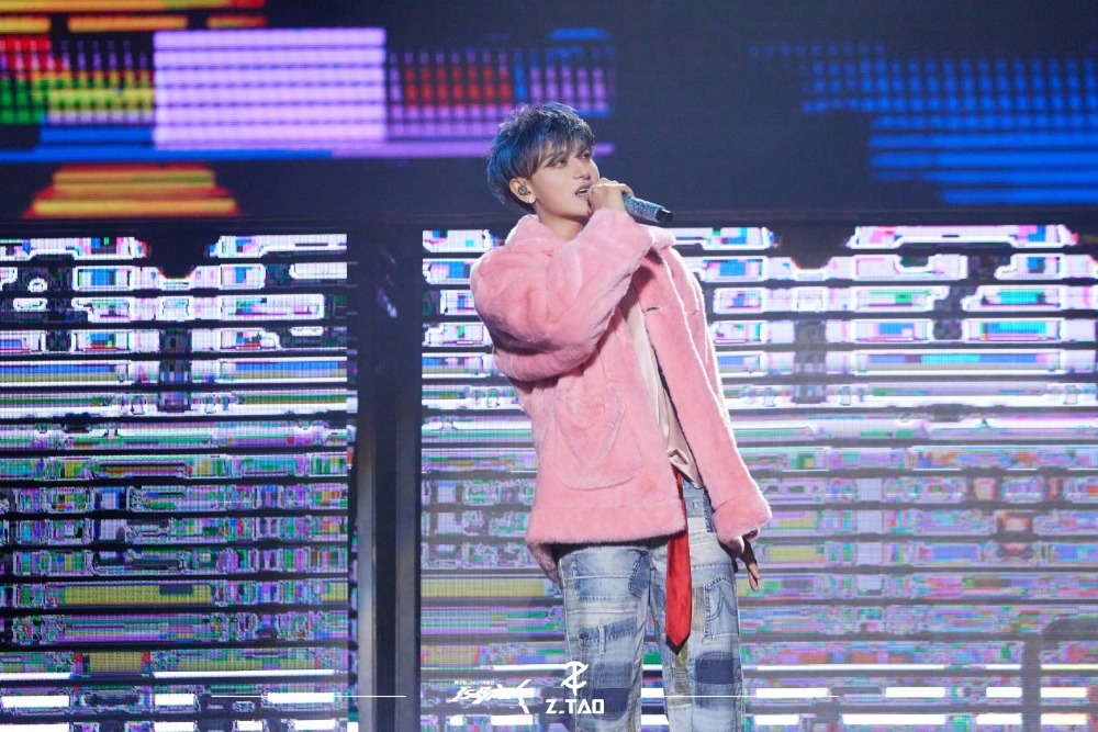 黄子韬演唱会门票打1折没人要？当初的顶流，如今的黄牛杀手