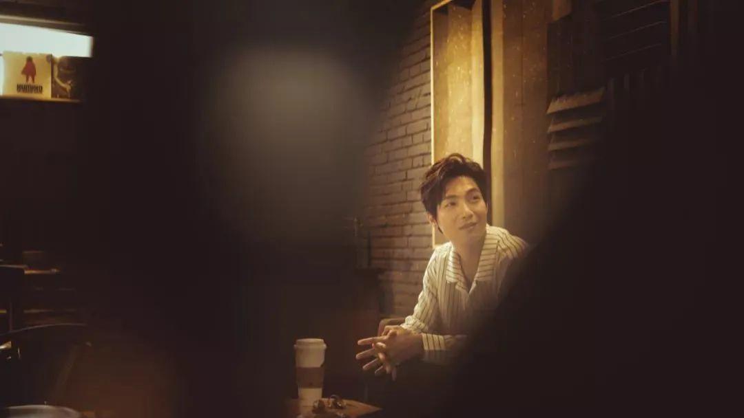 官宣复出，原来他被内娱封杀15年了