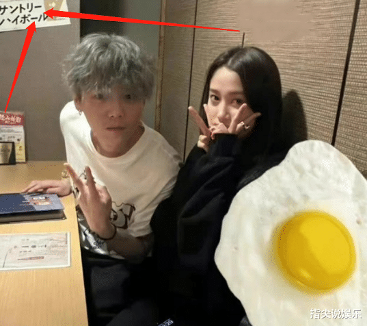 鹿晗关晓彤日本过七夕，染白毛眼肿被疑不是本人，7年频繁旅居日本