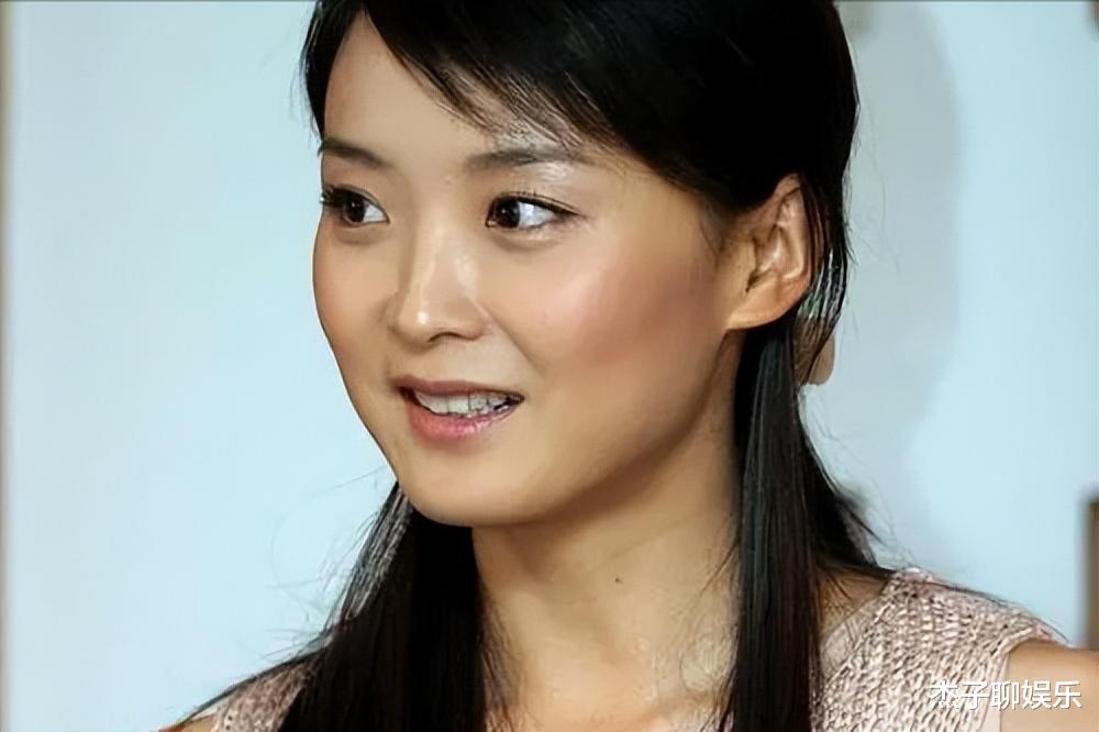 王艳:给我当头一棒的,并非丈夫巨额债务,是婆婆走的早没出恶气