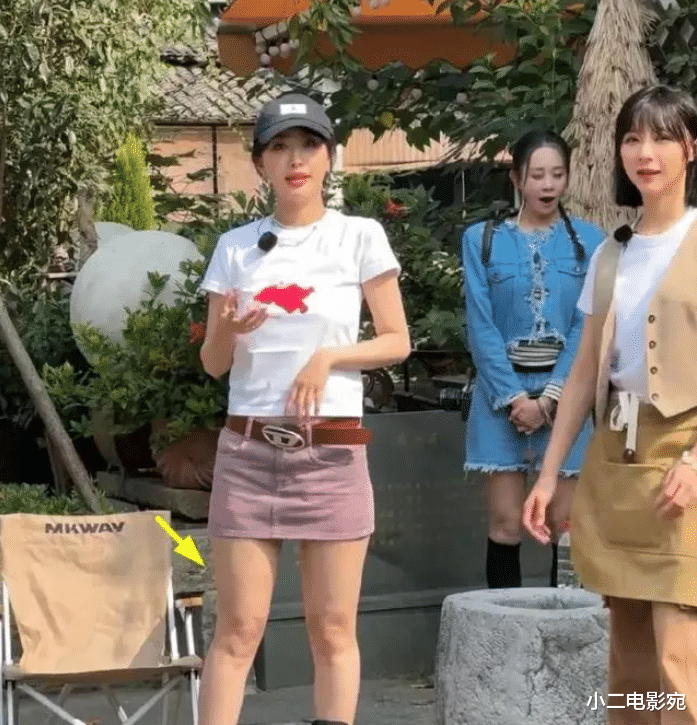 36岁李菲儿录节目现场曝光,身材大变样引网友热议,疑医美失败