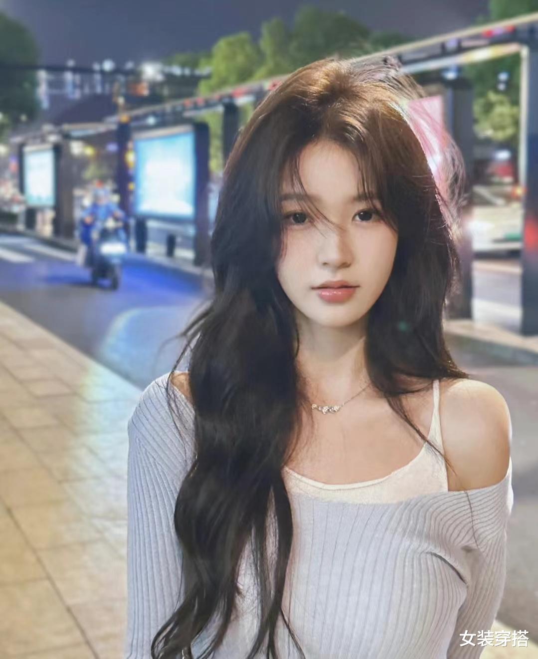 有钱没钱,烫头过年,2024年新流行这5款烫发发型,显年轻气质