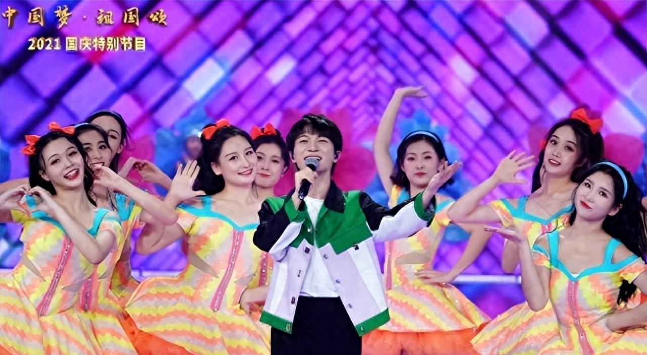 央视国庆节晚会阵容曝光,实力唱将成主流,仅有4位流量加入!