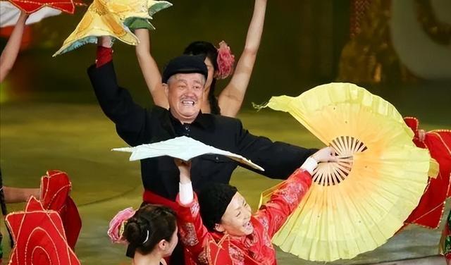 春晚|哈文制定的春晚新规有多难？11年前造就的失误，让赵本山毕生难忘