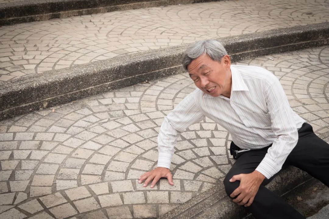 生死攸关!每天这5个特殊时刻,一旦犯错能要命,告诉爸妈要注意